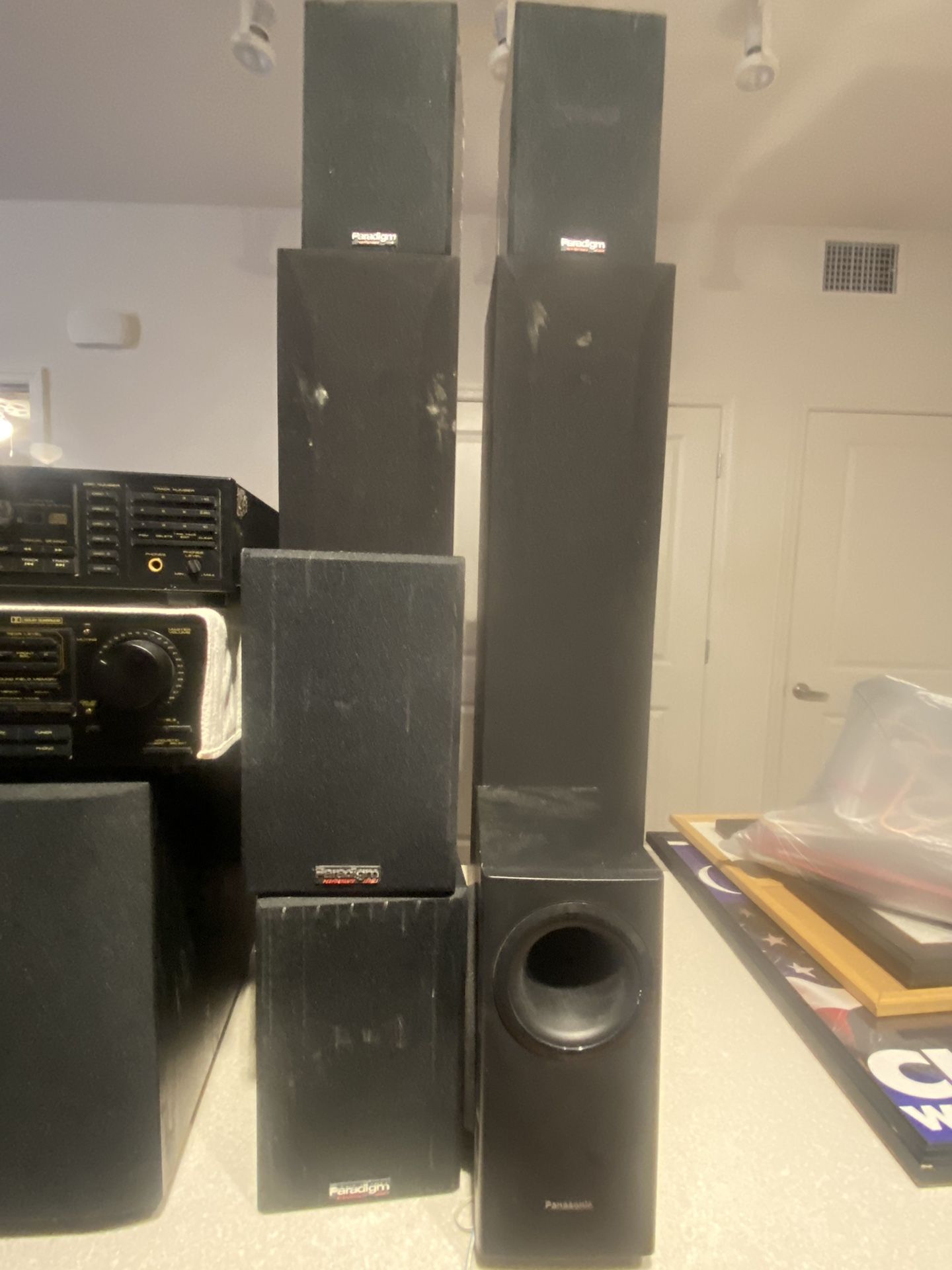 Subwoofers & Speaker Set