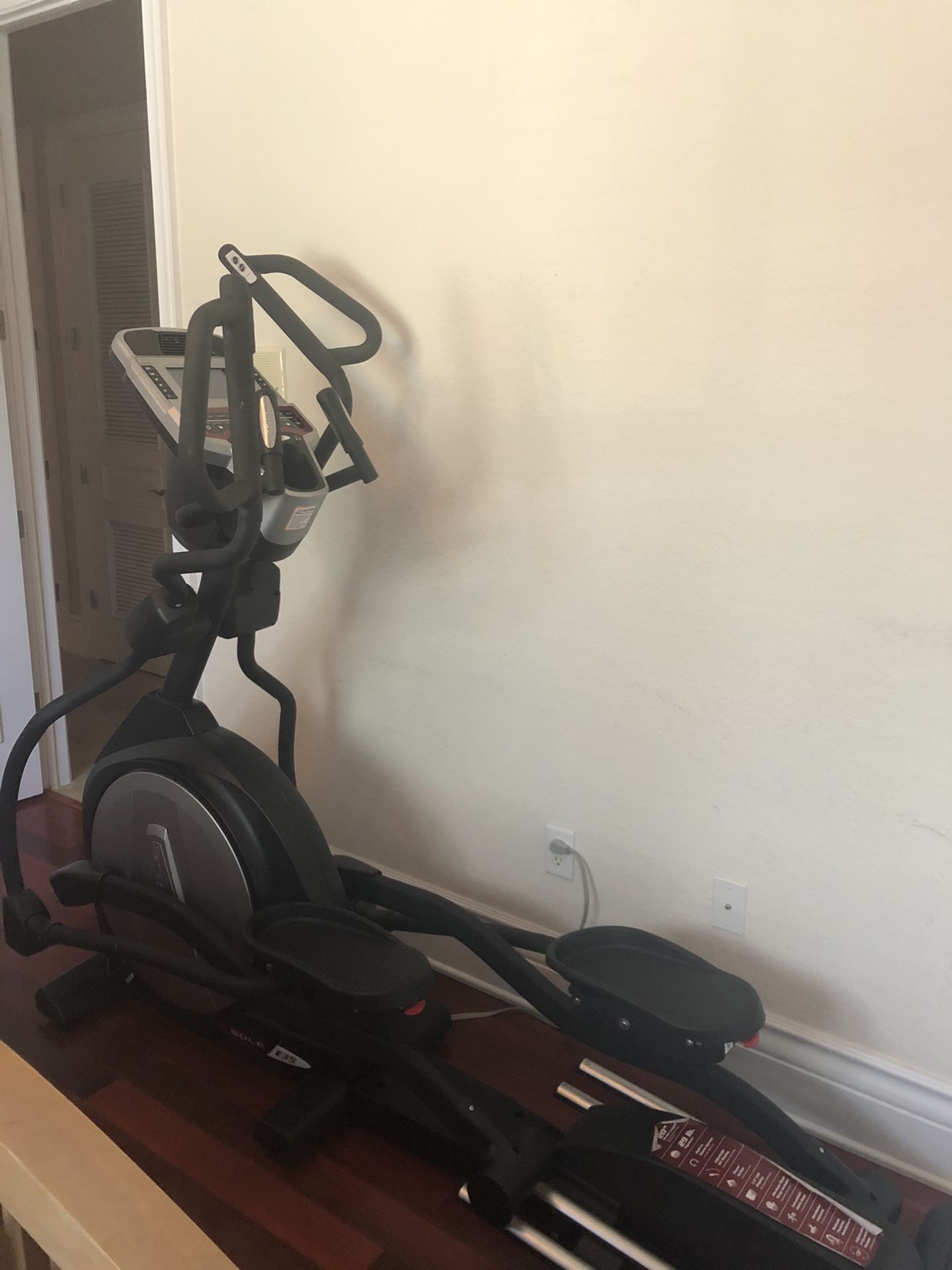 Sole E35 Elliptical - exercise machine equipment