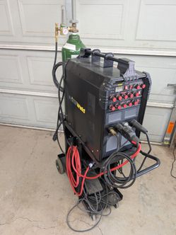 PrimeWeld 225x AC/DC Welder