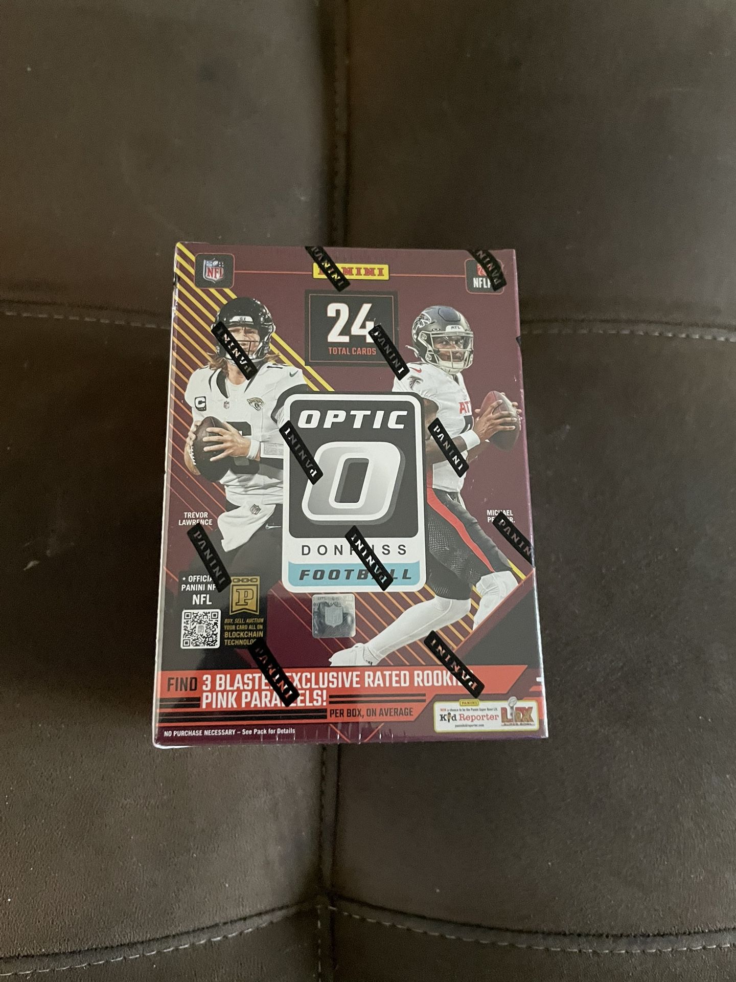 2024 Panini Donruss Optic Football Trading Cards Blaster Box