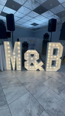 Marquee Letters