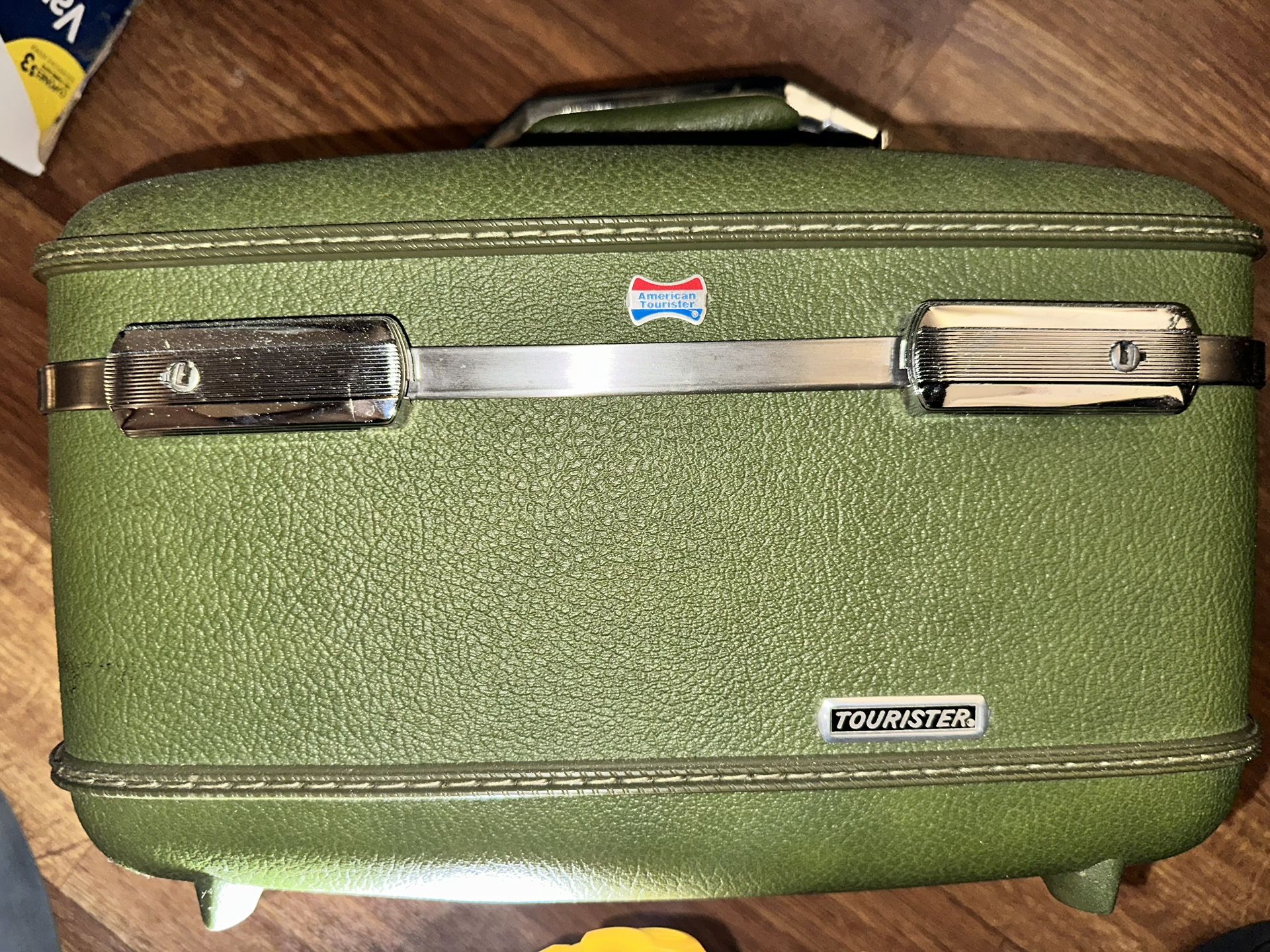 American Tourister Makeup case 