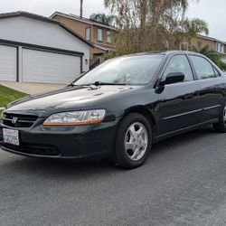 1999 Honda Accord EX (Low Miles)