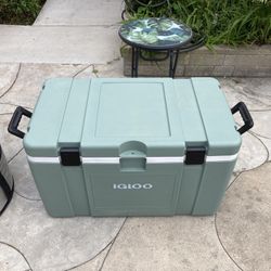 Igloo Mission 124qt Cooler