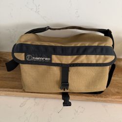 Vintage Tamrac USED  Shoulder Camera Bag USA