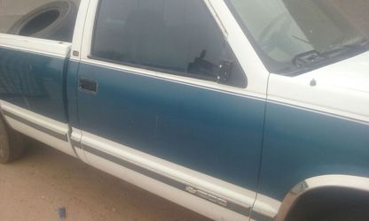 Chevy..dodge truck parts