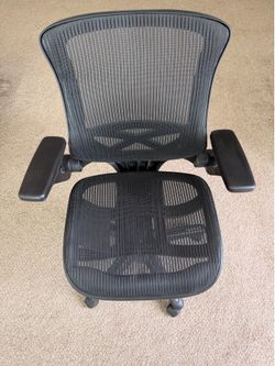 Office Desk Chair (Black)