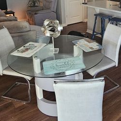 Modern Kitchen Table 