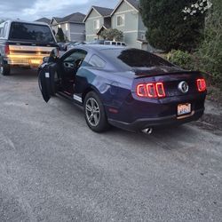 2012 Mustang Premium V6