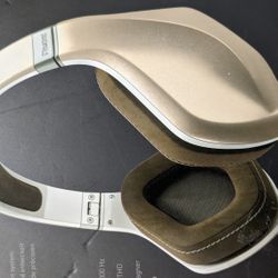 Headphones Magnat LZR 980