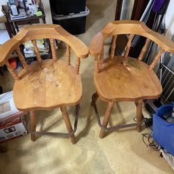 2 Swivel Chairs,