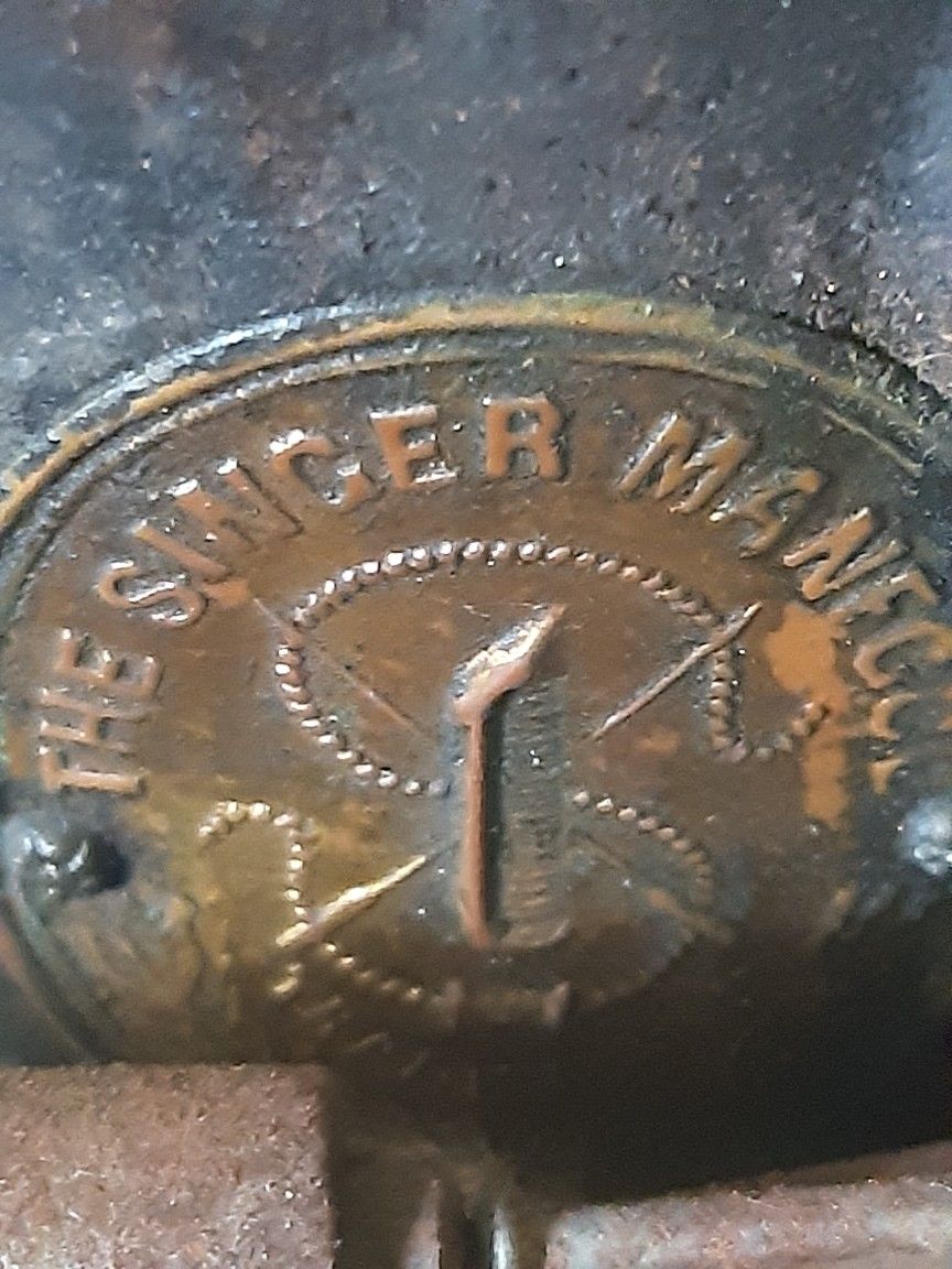 Singer Sewing Machine