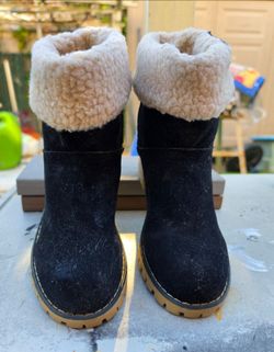 Black Suede Winter Snow Boots Size 10 US