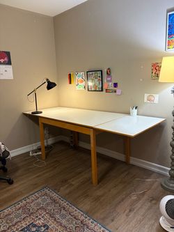 Vintage Extendable Dinning Table