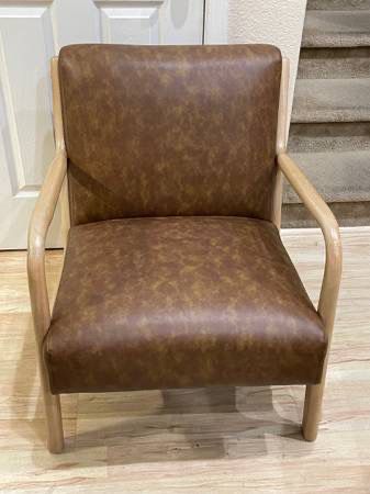 New Brown Vegan Leather Arm Chair Marled Accent Side Armchair Wood Frame