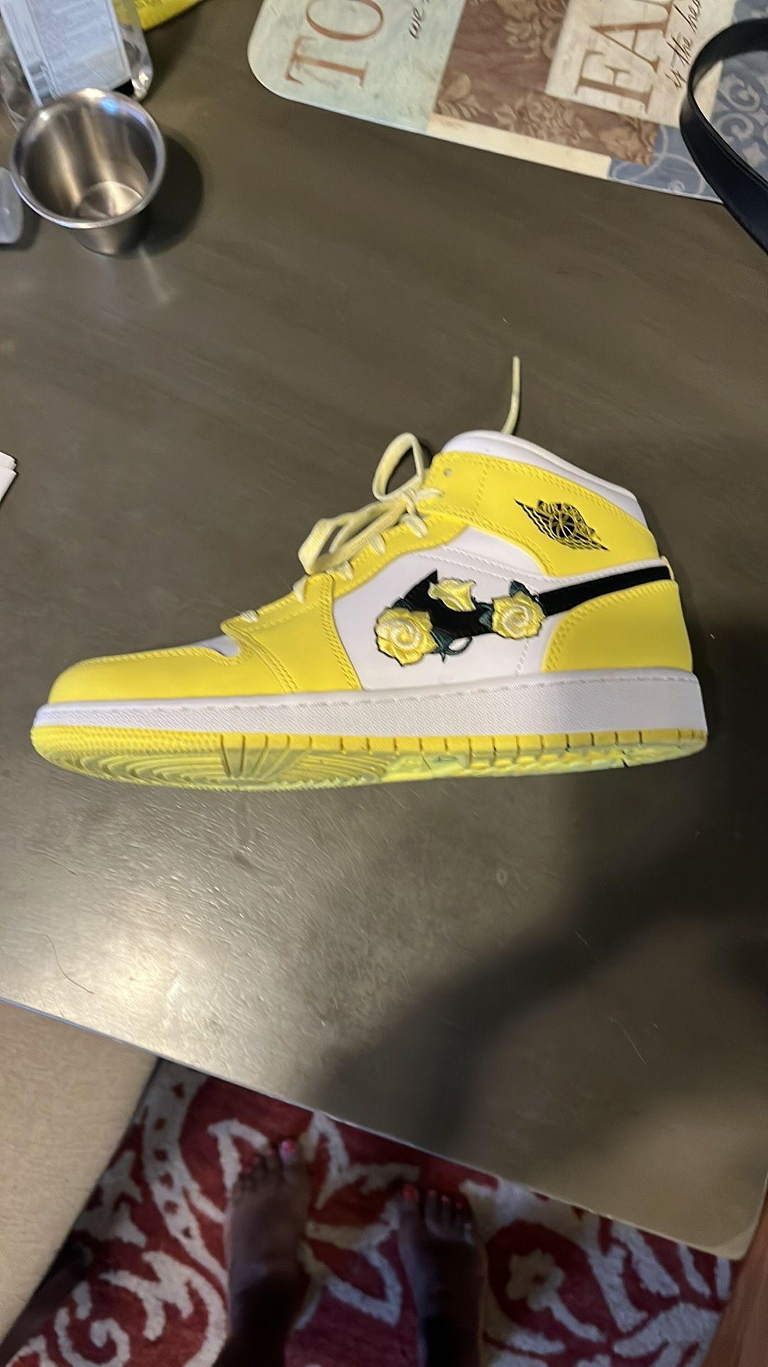 Nine Yellow Sneaks With Flowers