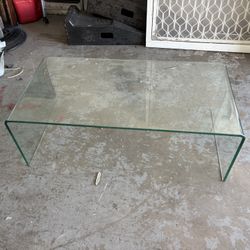 Solid Glass Table 