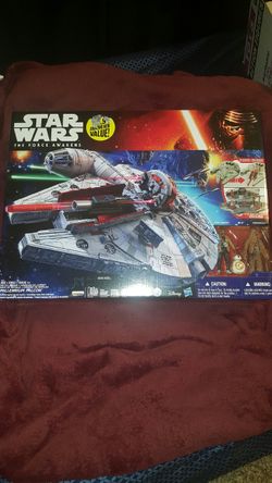 Star Wars The Force Awakens Battle Action Millennium Falcon
