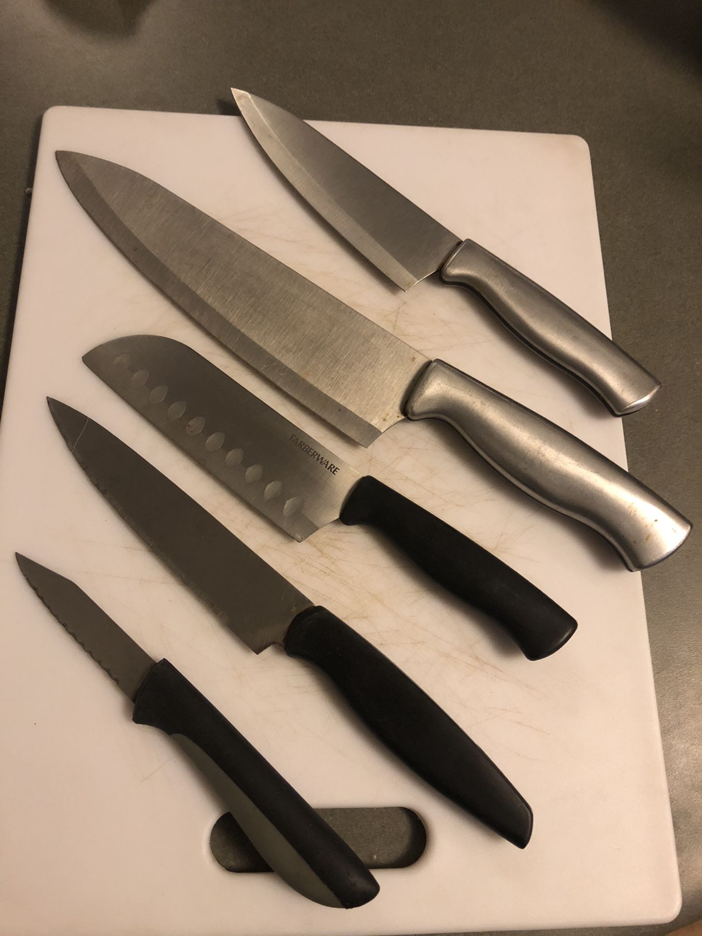 Kitchen knives