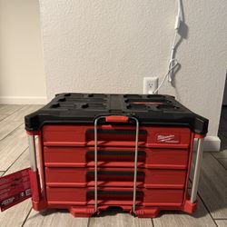 BRAND NEW Milwaukee 4 Drawer Packout 