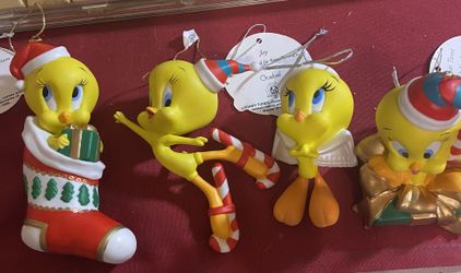 Looney Tunes Tweety Bird Christmas Ornaments