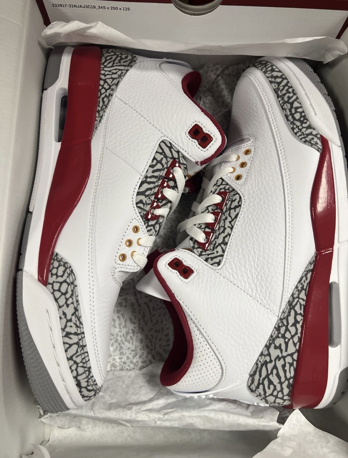 Air Jordan 3 Retro Cardinal Size 10.5