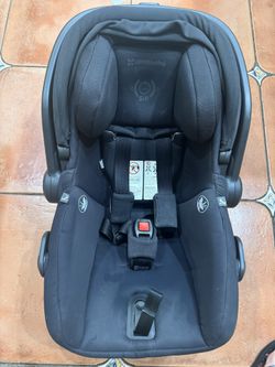UPPAbaby Mesa V2 2023