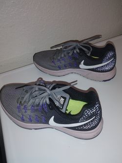 Women's Running Shoes