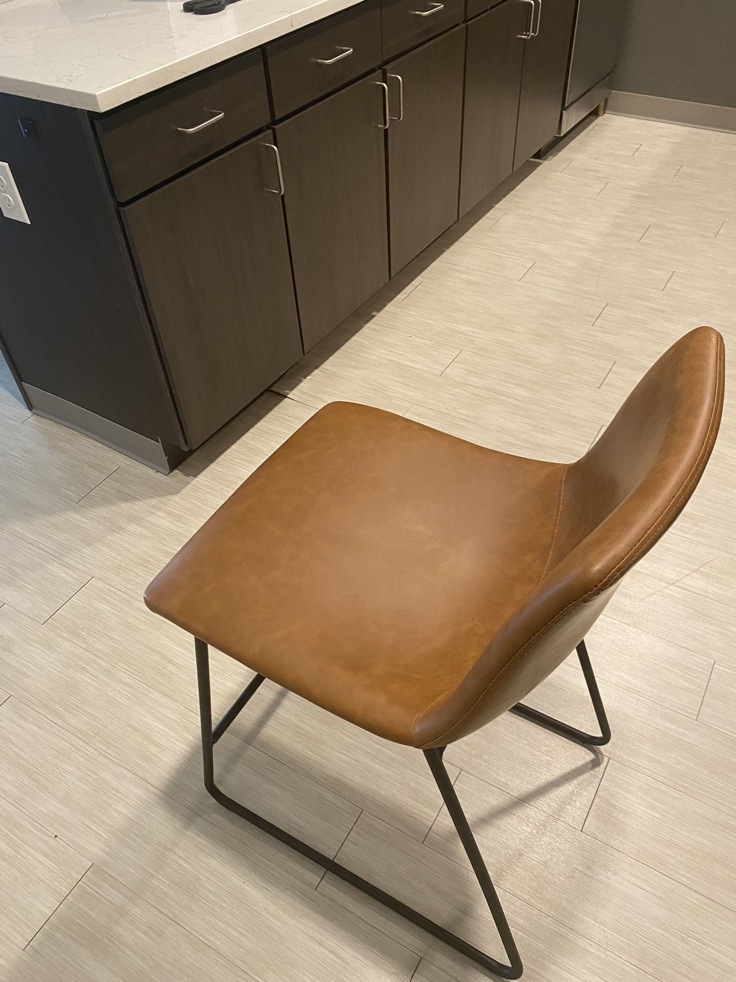 Barstool 