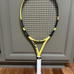 Babolat Pure Aero Jr 26 Tennis Racket 