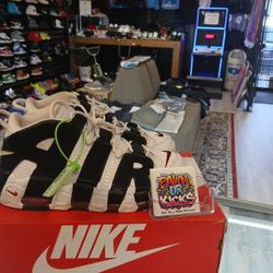 NIKE UPTEMPO SCOTTIE PIPPEN / SIZE 9.5 / #(414962 105)