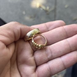 Real 14k gold wedding ban