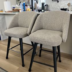 Room & Board Counter Stools in Tatum Grey 2x