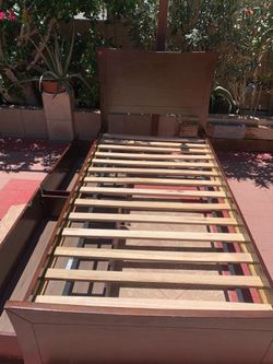 Twin sized-Bed frame- with ONE mattress
