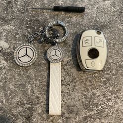 Premium Automotive Keychain with Durable for Mercedes Benz Keychain Key Chain