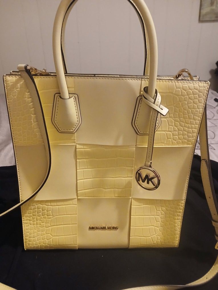 Michael Kors Original Woman Bag Never Used..