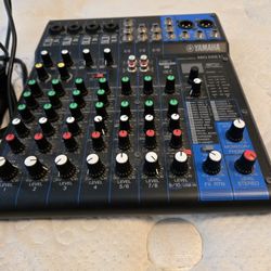 Yamaha Mixer MG10XU 