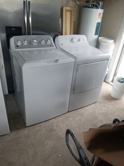 Super Super Nice GE Washer and Dryer Set