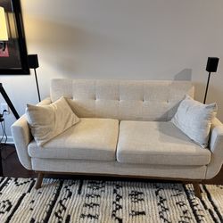 65” love seat sofa like new!