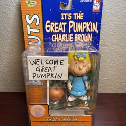 Peanuts Great Pumpkin Halloween Figure - Sally - from Memory Lane (NIB)