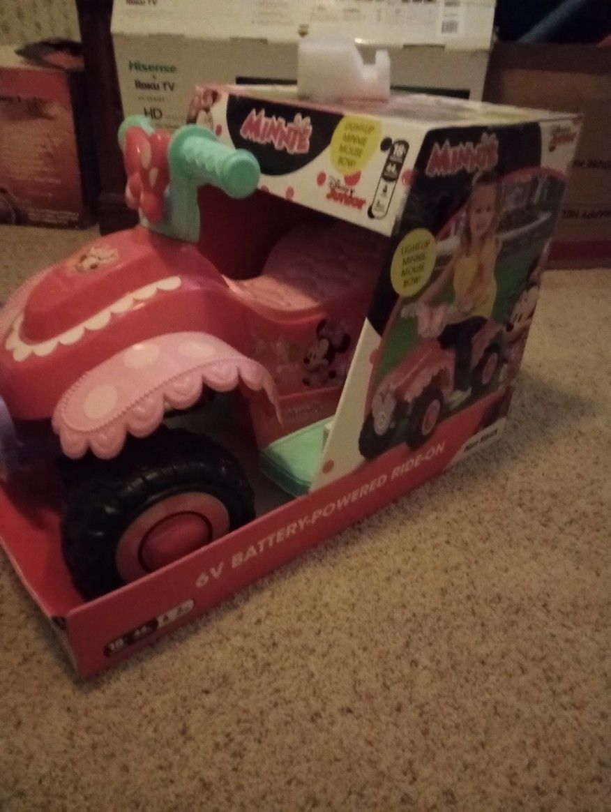 Disney Junior Minnie Mouse Ride On