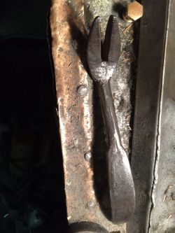 Blacksmith Made Nail Puller