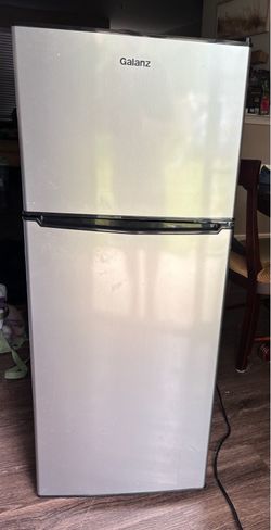 Galanz 4.6 cu. ft. Two-Door Mini Fridge (Model GL46TS5E)