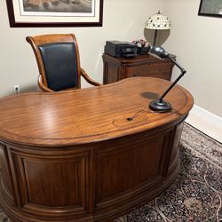 Formal Office Desk