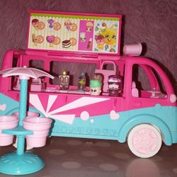 Shopkins Glitzi Ice Cream Truck Set