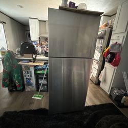 Samsung SmartThings Fridge