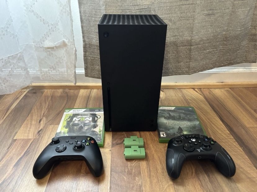Microsoft Xbox Series X 1TB Bundle – 2 Controllers, Batteries, Hogwarts & COD