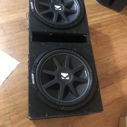 15 Inches 2000 Watts  Kicker 