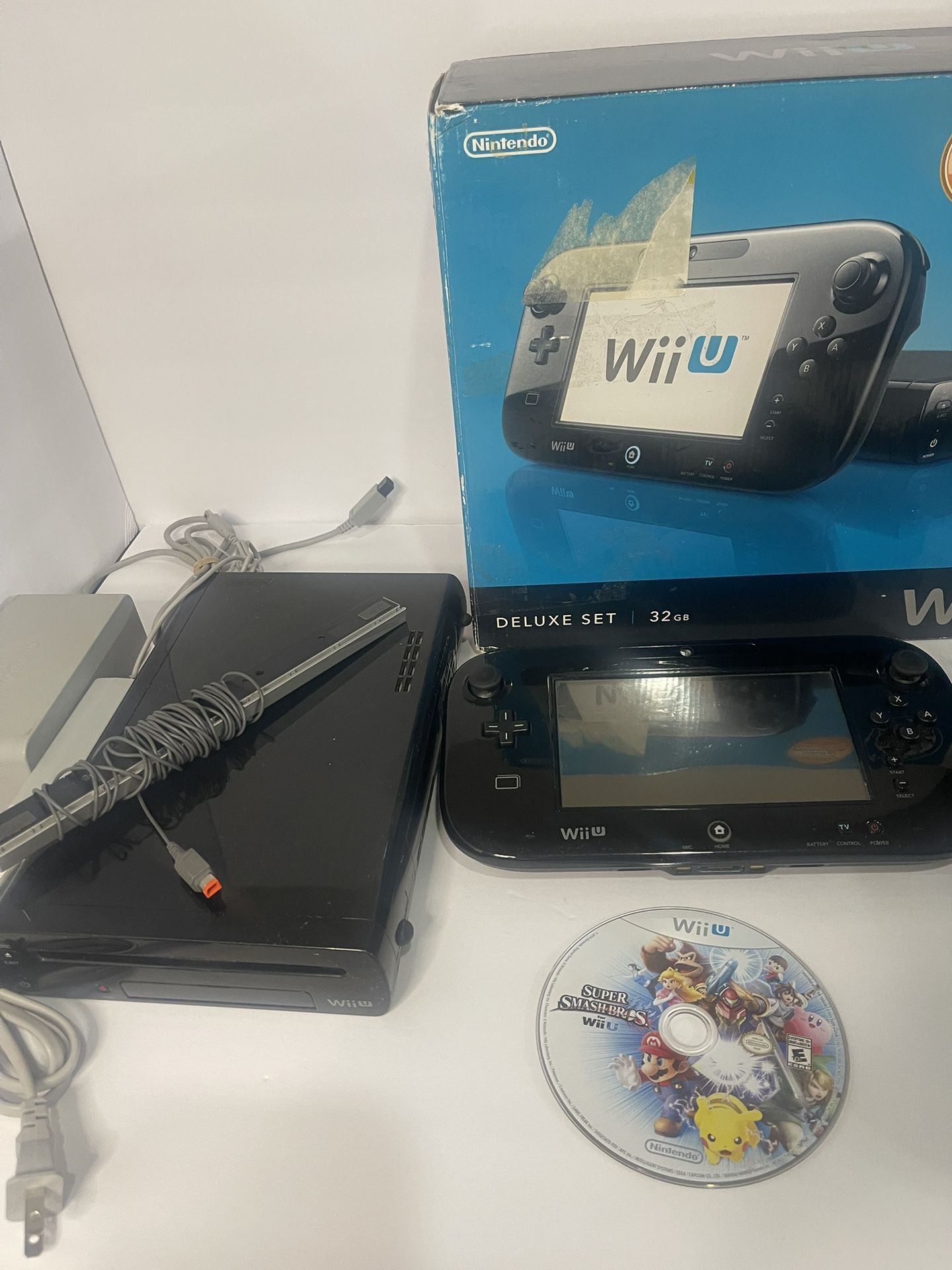 Nintendo Wii U Console Black  BUNDLE W/ GAMES CONTROLLER Box TESTED