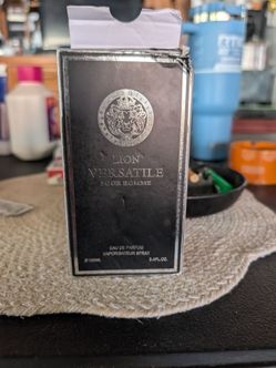 LION  VERSATILE COLOGNE